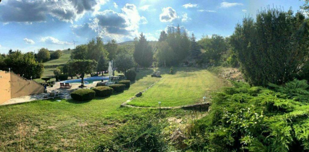 Apartment Lakepark Garden With Swimming Pool & Park Bekecs