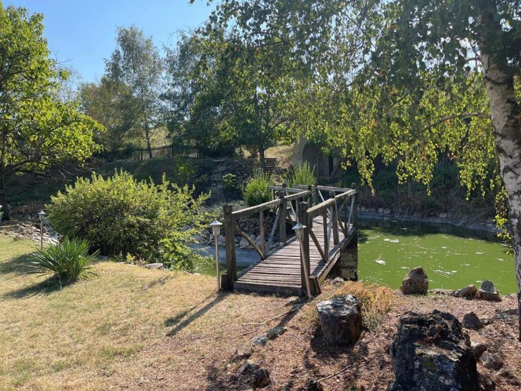 Apartment Lakepark Garden With Swimming Pool & Park