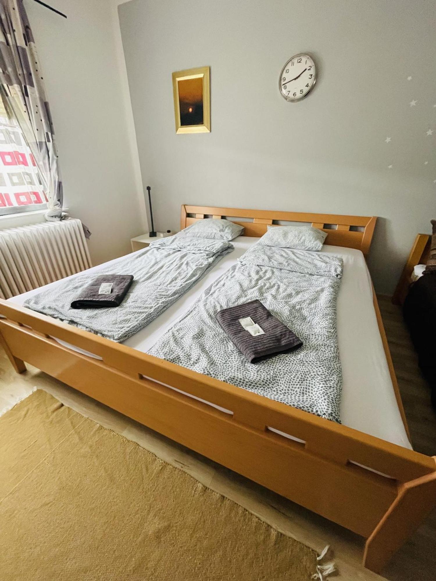 Lakepark Garden With Swimming Pool & Park Apartment